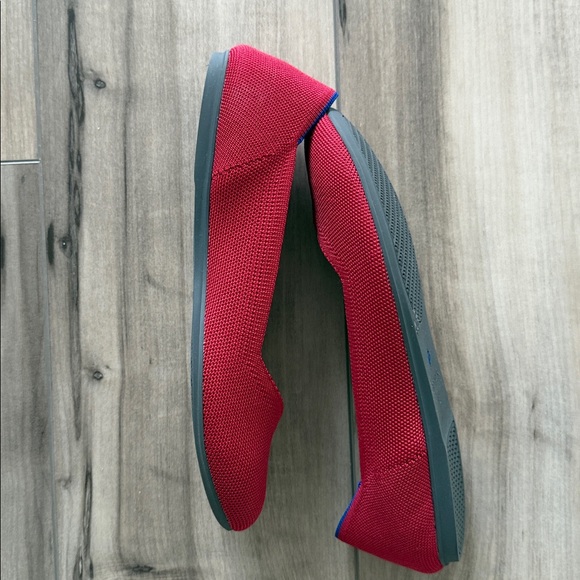 Rothy's "Retired" The Flat Round Toe Red Flats Size 8.5 - Picture 5 of 12